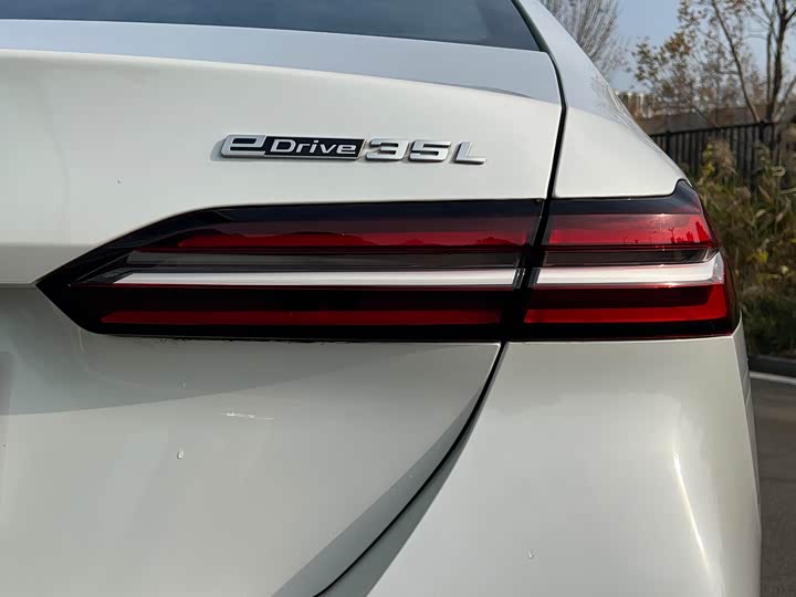 BMW i5 2024 2024款 eDrive 35L 尊享型 豪华套装