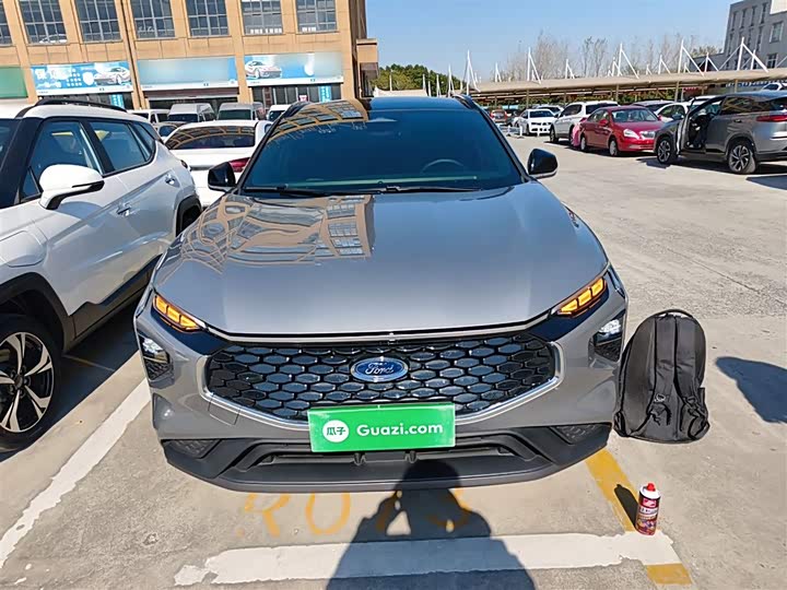 Ford Mondeo 2025 2025款 2.0T EcoBoost E 混动 运动版