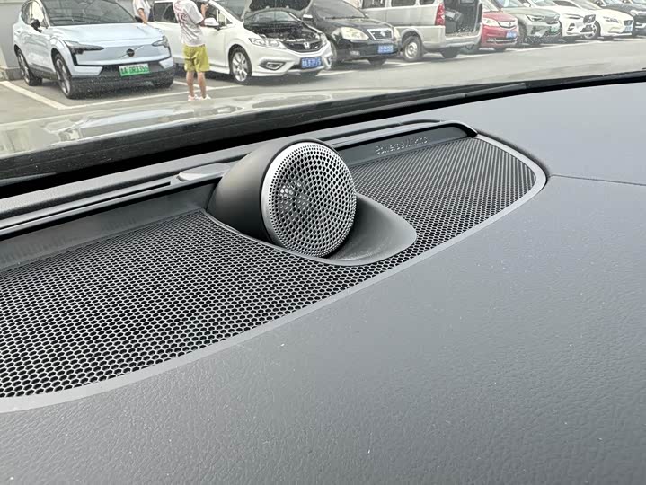 Volvo S90 2025 2025款 B5 智雅豪华版