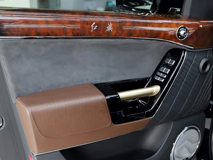 Hongqi LS7 (Guoyao) 2022 2022款 4.0T 典雅旗航版 6座