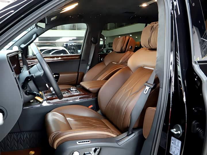 Hongqi LS7 (Guoyao) 2022 2022款 4.0T 典雅旗航版 6座