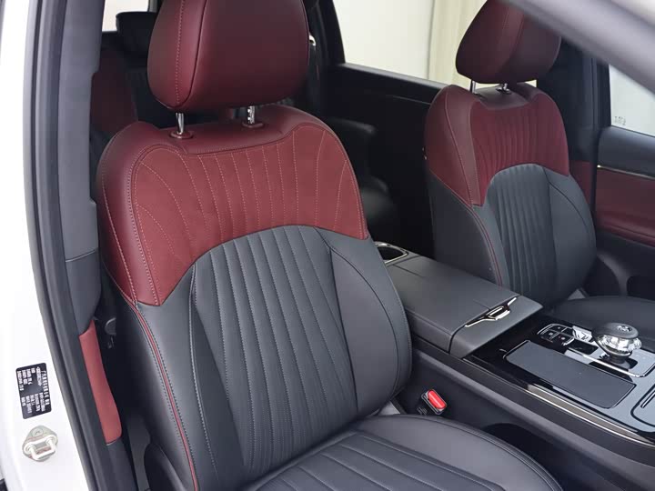 GAC Trumpchi M8 2024 2024款 宗师系列 400T 至尊版