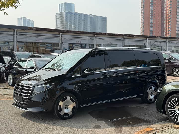 2024 Mercedes-Benz V-Class