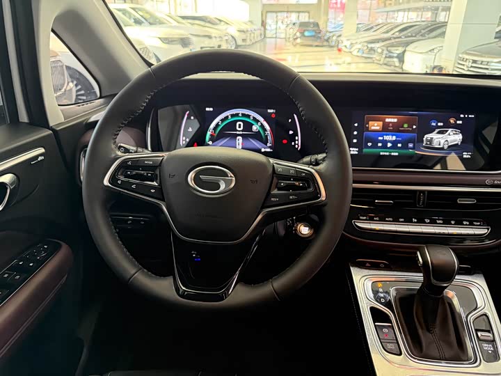 GAC Trumpchi M6 2023 2023款 PRO 270T DCT尊享版