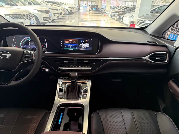 GAC Trumpchi M6 2023 2023款 PRO 270T DCT尊享版