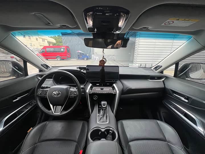 Toyota Venza 2023 2023款 2.5L智能电混双擎 两驱尊贵版