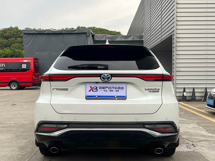 Toyota Venza 2023 2023款 2.5L智能电混双擎 两驱尊贵版