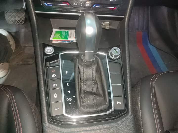 Volkswagen Lavida 2024 2024款 300TSI DSG星空领先版