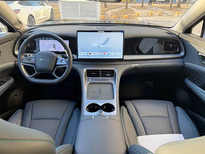 BYD Sea Lion 07 DM-i Hybrid 2025 2025款 150 领航+版