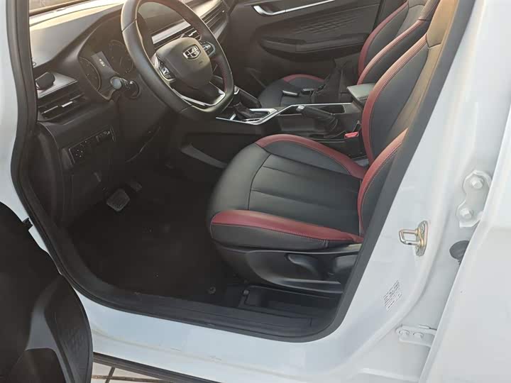 Geely Vision X3 2021 2021款 PRO 1.5L CVT尊贵型