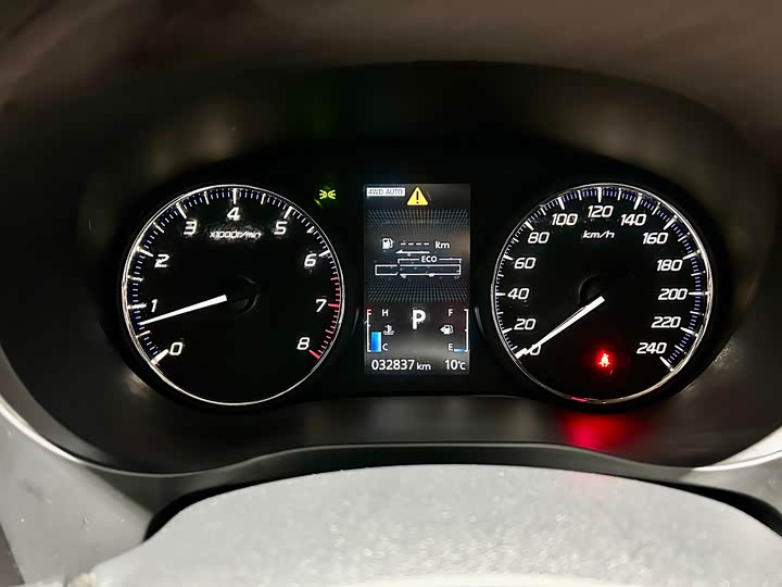 Mitsubishi Outlander 2021 2021款 2.4L 四驱致享版 5座