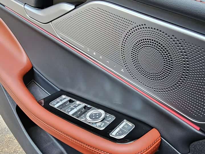 Lincoln Z (Zephyr) 2024 2024款 2.0T 尊尚版