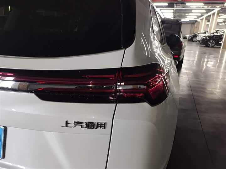 Buick Envision Plus 2025 2025款 昂科威Plus 28T 两驱白金版