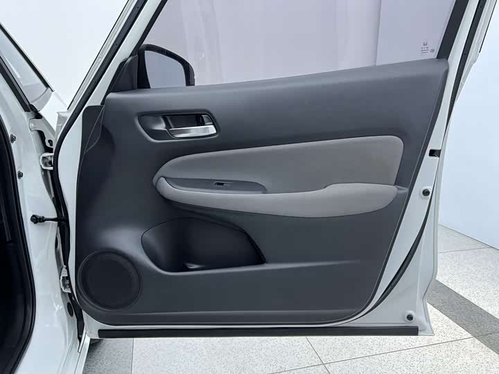 Honda Life 2021 2021款 1.5L CVT SPO-SS灵动版