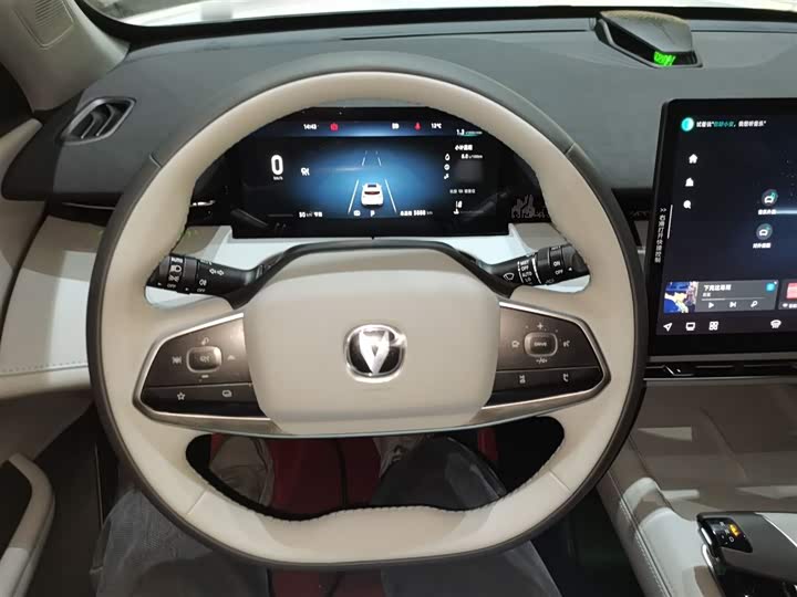 Changan UNI-Z 2025 2025款 1.5T 尊贵型