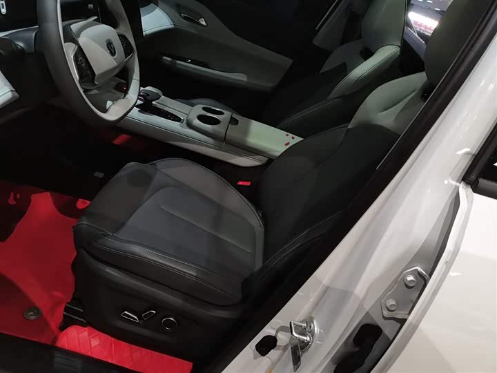 Changan UNI-Z 2025 2025款 1.5T 尊贵型