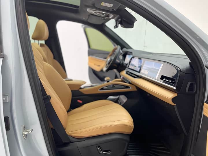 Geely Monjaro L Hybrid 2022 2022款 1.5T DHT增程电动旗舰版