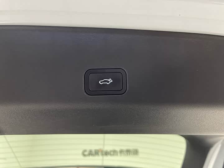 Geely Monjaro L Hybrid 2022 2022款 1.5T DHT增程电动旗舰版