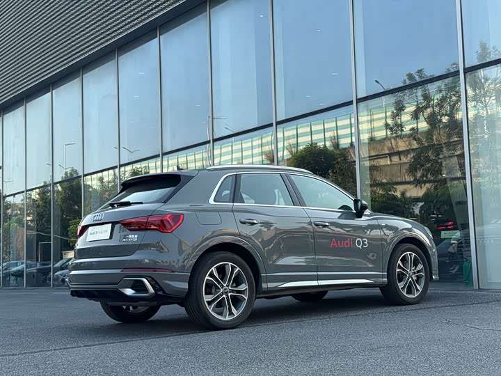 Audi Q3 2024 2024款 40 TFSI 时尚动感型
