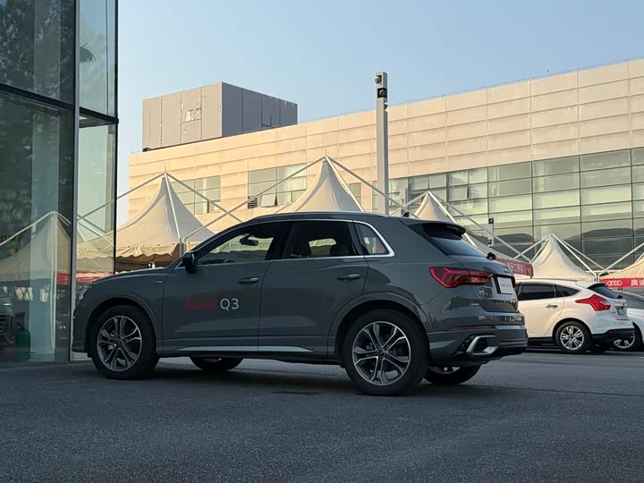 Audi Q3 2024 2024款 40 TFSI 时尚动感型