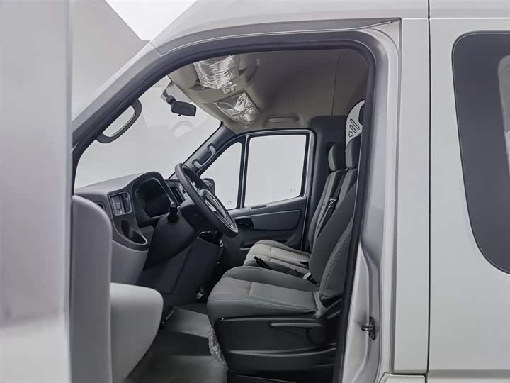 Foton Tuyano 2021 2021款 2.0T手动通途长轴中顶5/6/7座4F20TC3