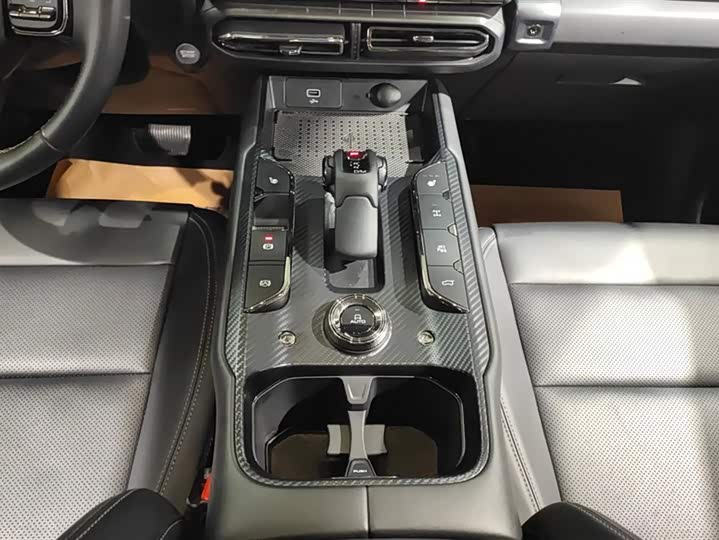 Haval H-Dog 2023 2023款 2.0T 四驱潮野Plus