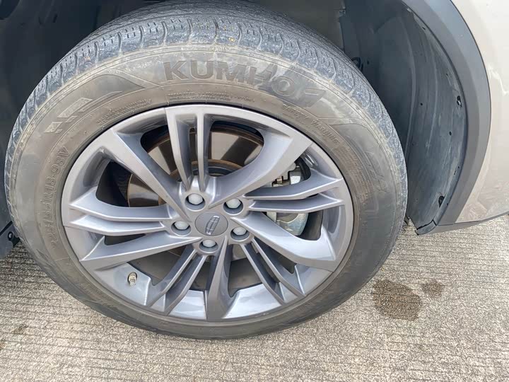 Geely Jiaji Hybrid 2022 2022款 1.5TD PHEV 白金豪华型