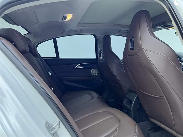 BMW 1 Series 2023 2023款 125i M运动曜夜版