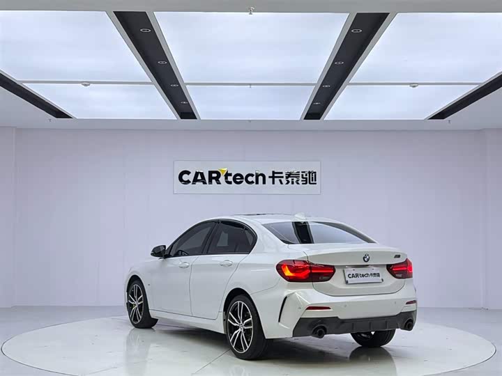 BMW 1 Series 2023 2023款 125i M运动曜夜版