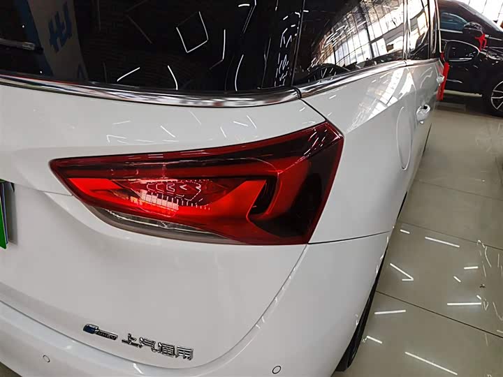 Buick GL6 2021 2021款 323T 轻混动互联豪华型