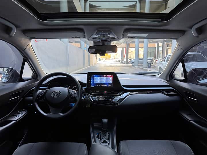 Toyota Izoa 2022 2022款 2.0L 奕行版