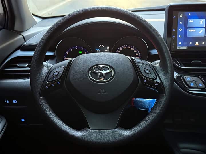 Toyota Izoa 2022 2022款 2.0L 奕行版