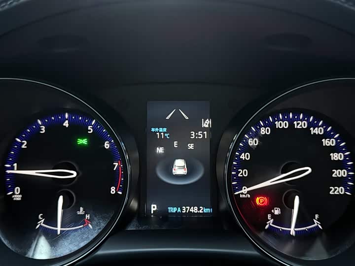 Toyota Izoa 2022 2022款 2.0L 奕行版