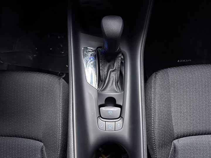 Toyota Izoa 2022 2022款 2.0L 奕行版