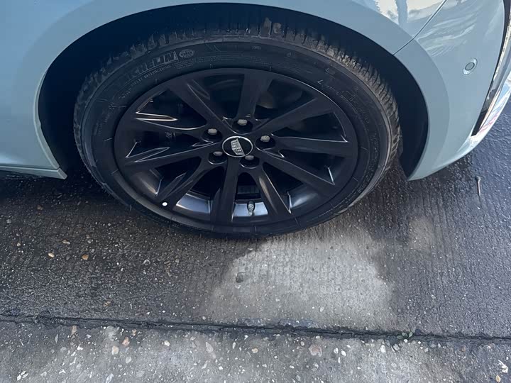 Cadillac CT5 2025 2025款 28T 赛道性能版