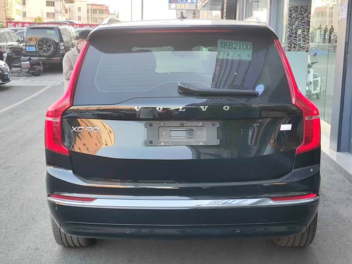 Volvo XC90 Hybrid 2022 2022款 E驱混动 T8 智尊豪华版 7座