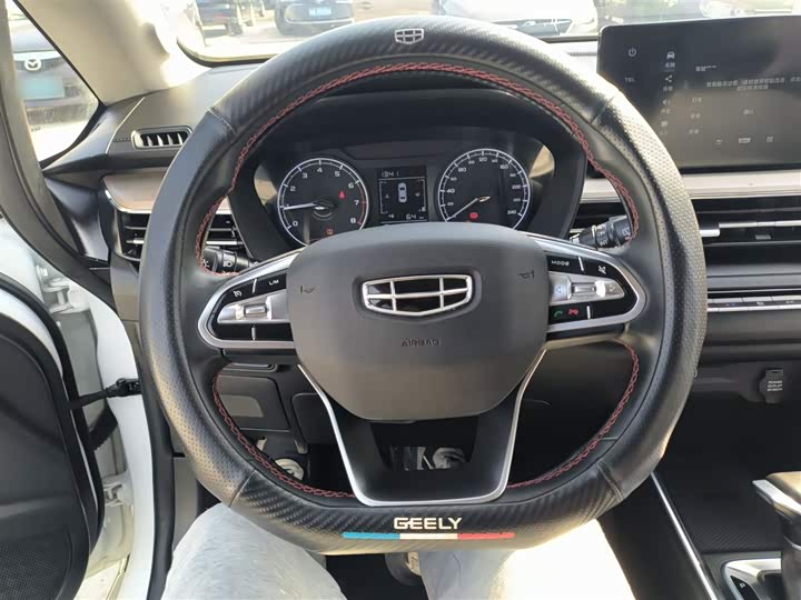 Geely Vision X3 2021 2021款 PRO 1.5L CVT尊贵型