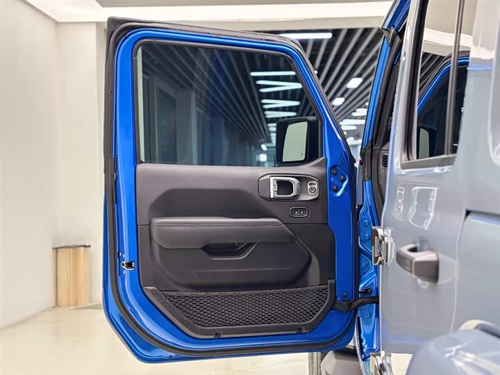 Jeep Wrangler 2022 2022款 2.0T 高地四门版