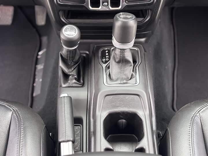 Jeep Wrangler 2022 2022款 2.0T 高地四门版