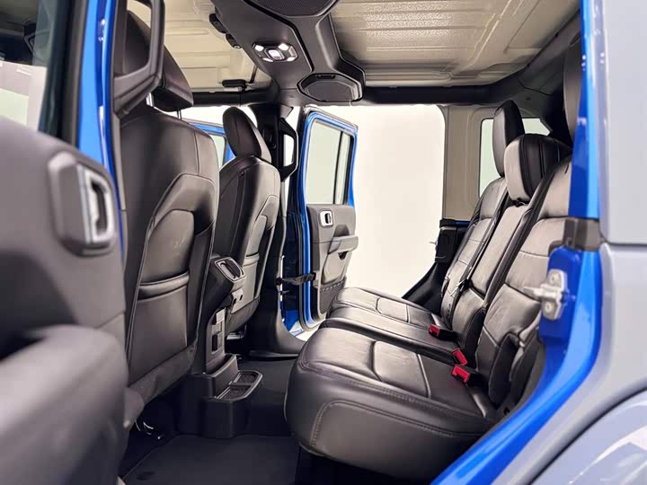 Jeep Wrangler 2022 2022款 2.0T 高地四门版