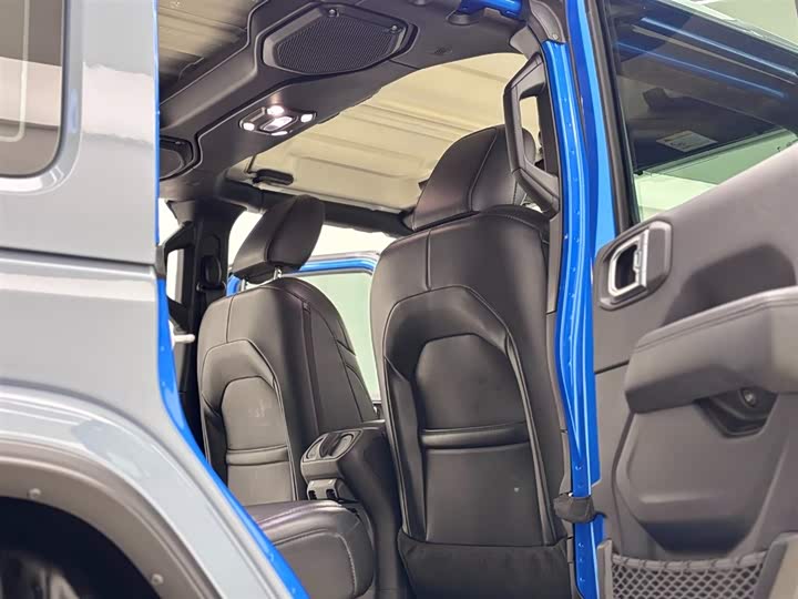 Jeep Wrangler 2022 2022款 2.0T 高地四门版