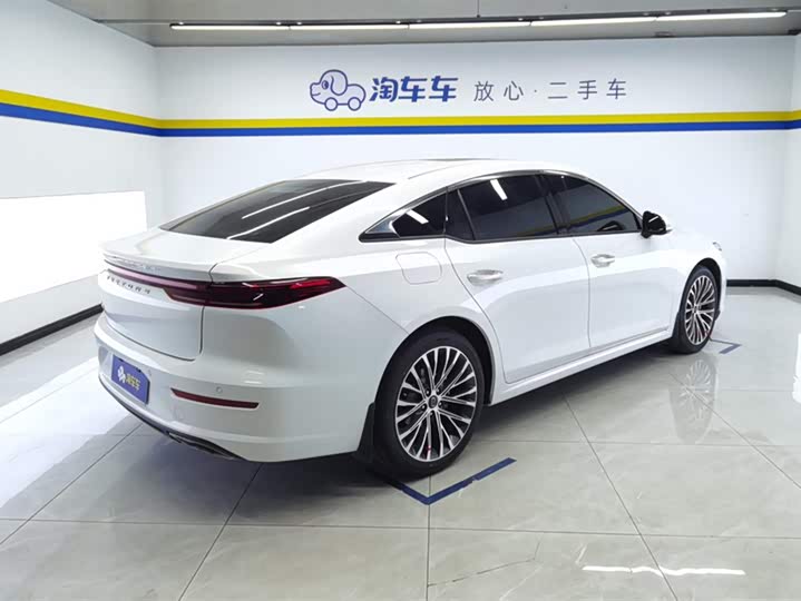 Bestune B70 2024 2024款 龙腾版 1.5T 领创型