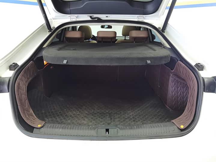 Bestune B70 2024 2024款 龙腾版 1.5T 领创型