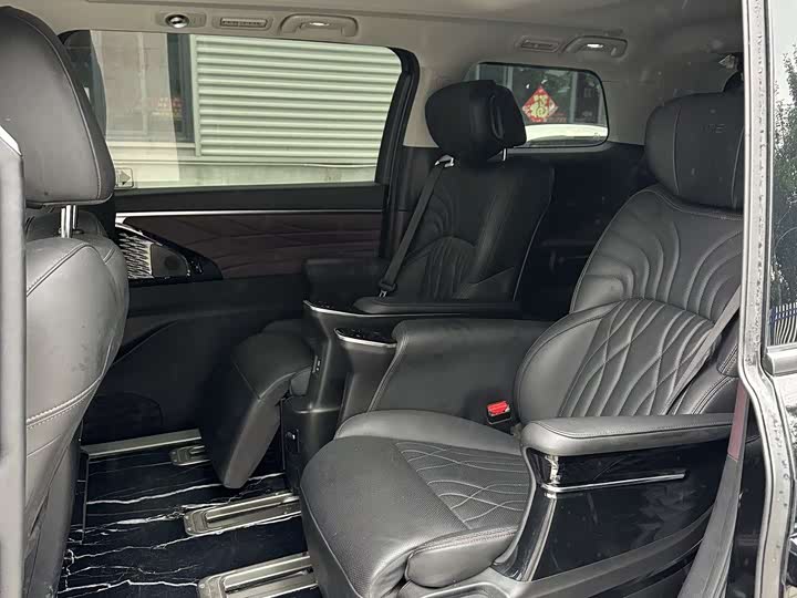 GAC Trumpchi M8 2024 2024款 大师系列 400T 尊贵版