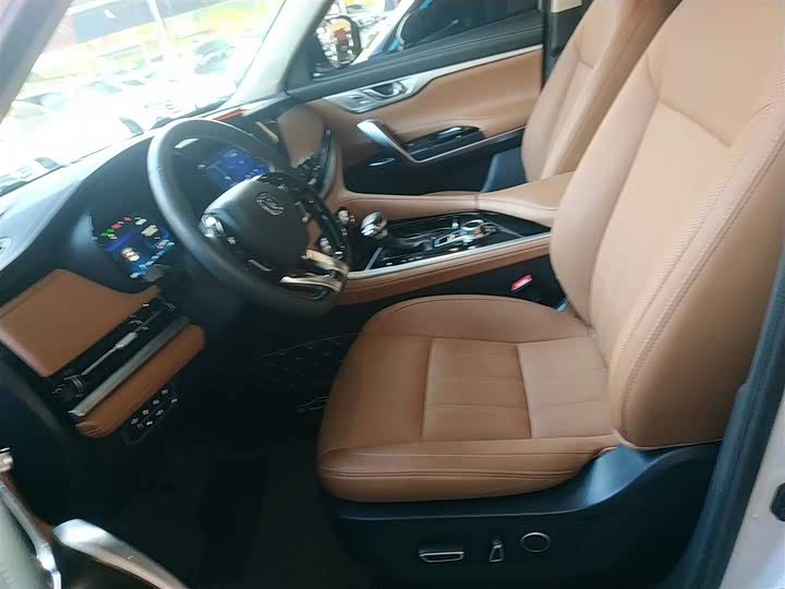 Changan CS95 2021 2021款 2.0T 四驱豪华型