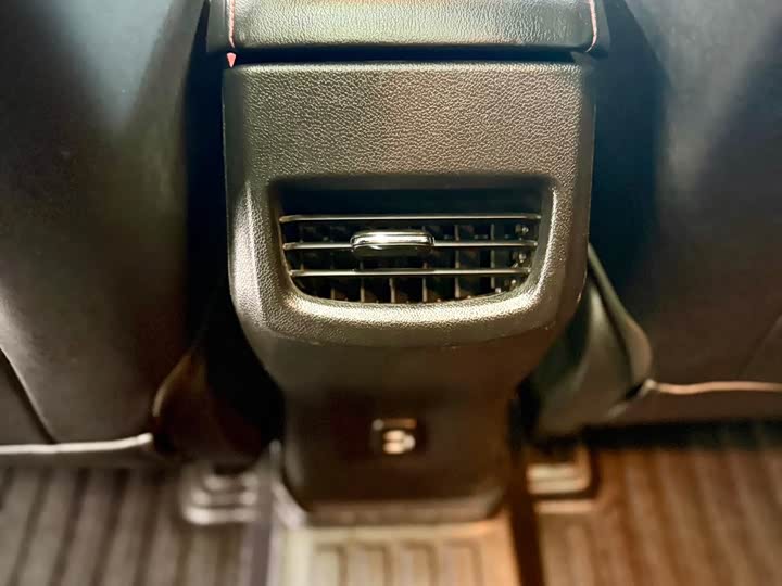 Chevrolet Orlando 2020 2020款 轻混 Redline 530T 自动纵享版（5+2款）