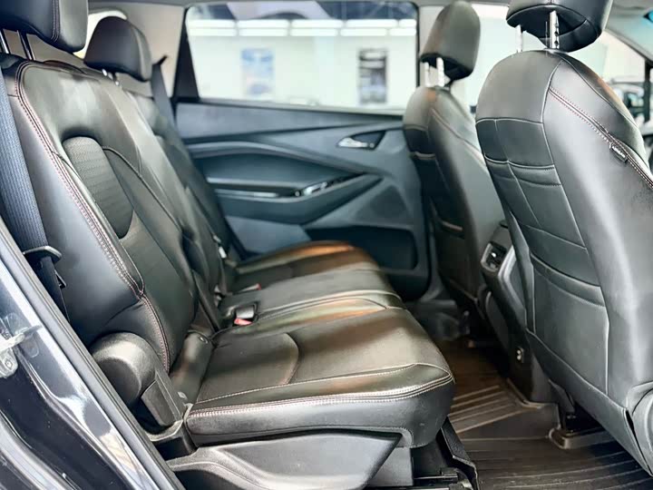 Chevrolet Orlando 2020 2020款 轻混 Redline 530T 自动纵享版（5+2款）