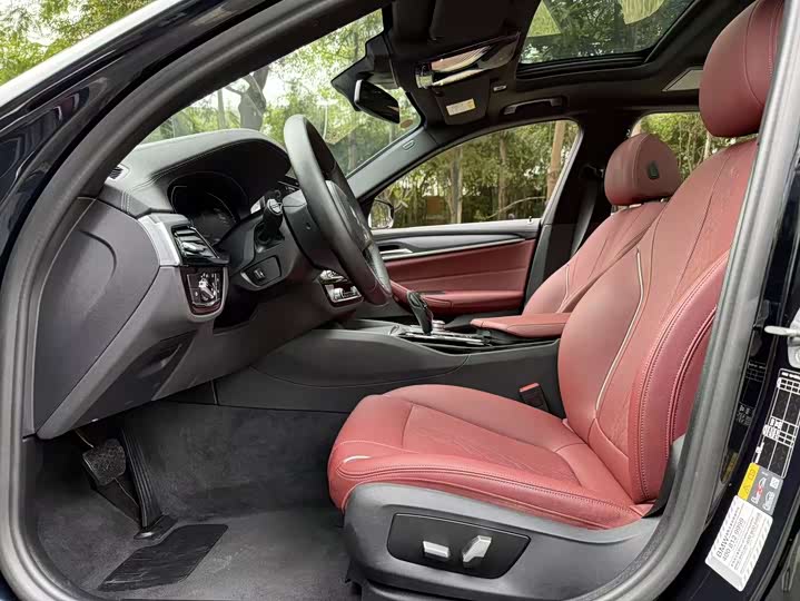 BMW 5 Series Hybrid 2022 2022款 改款二 535Le M运动套装