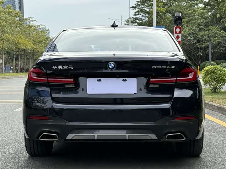BMW 5 Series Hybrid 2022 2022款 改款二 535Le M运动套装