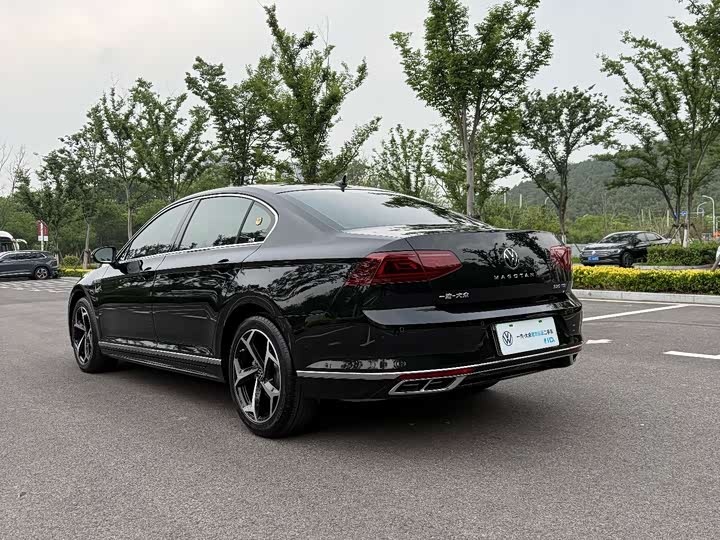 Volkswagen Magotan 2025 2025款 改款 众享款 330TSI DSG豪华型